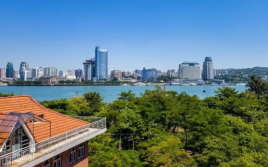 xiamen-4622471__340.webp.jpg